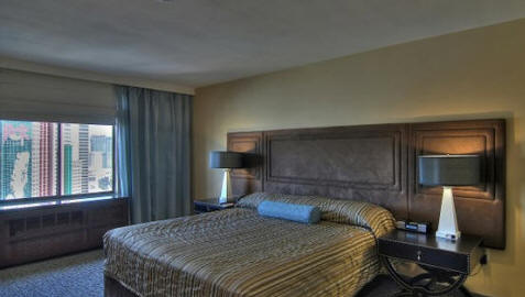 Excalibur Widescreen King Room