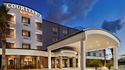 Courtyard by Marriott Las Vegas South official hotel website