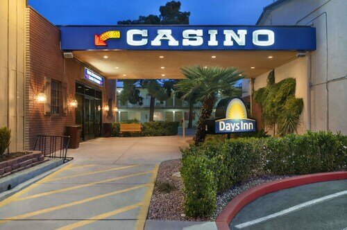 Days Inn by Wyndham Las Vegas Wild Wild West Gambling Hall official hotel website