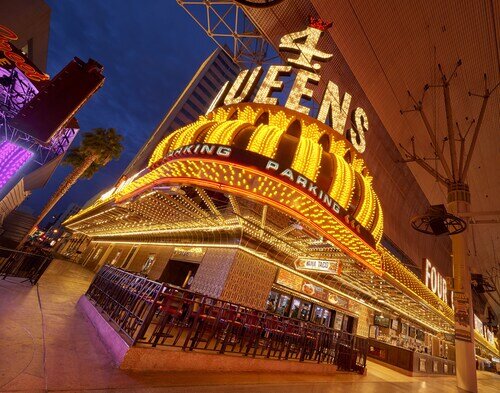 Four Queens Hotel and Casino official hotel website