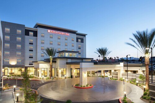 Hilton Garden Inn Las Vegas City Center official hotel website