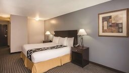 La Quinta Inn by Wyndham Las Vegas Nellis official hotel website