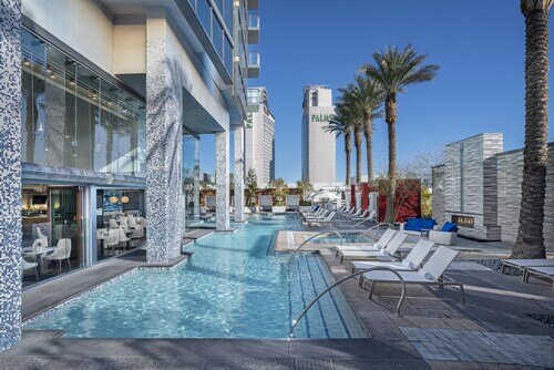 Palms Place Hotel and Spa at the Palms Las Vegas official hotel website