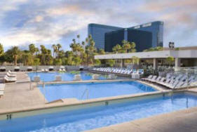 wetrepublic-300×199