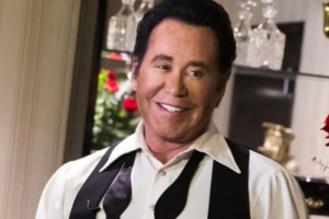 Wayne Newton: Up Close and Personal