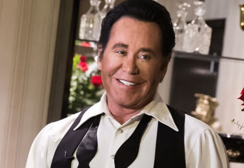 Wayne Newton: Up Close and Personal