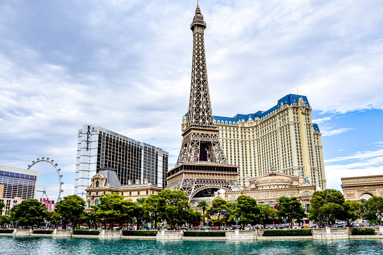 The Eiffel Tower Experience - Las Vegas