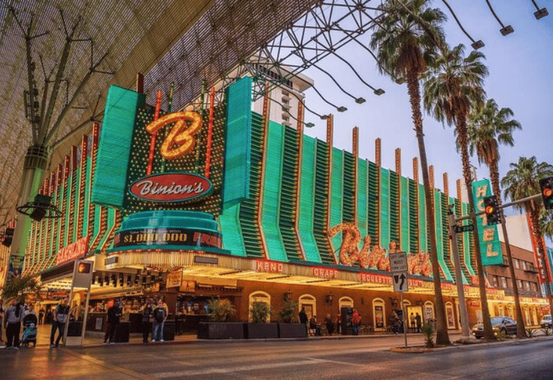 Horseshoe Las Vegas Pool In 2023