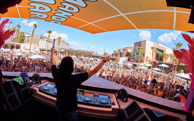 Vegas Pool Parties: The Five Best Parties to Hit Up in Sin City