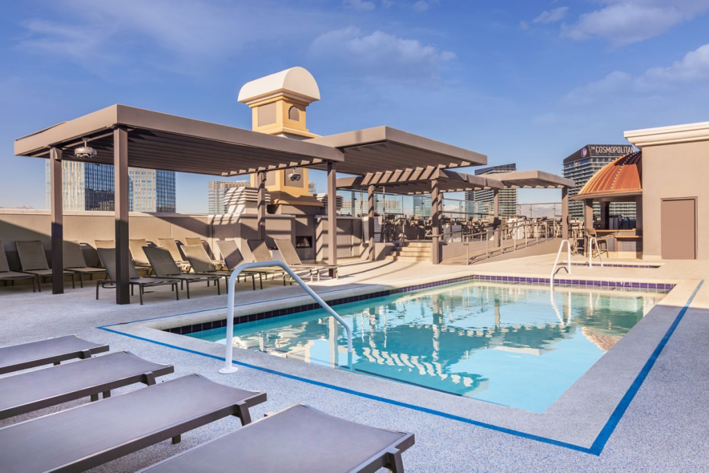 Marriott's Grand Chateau 38th Floor Pool Deck
