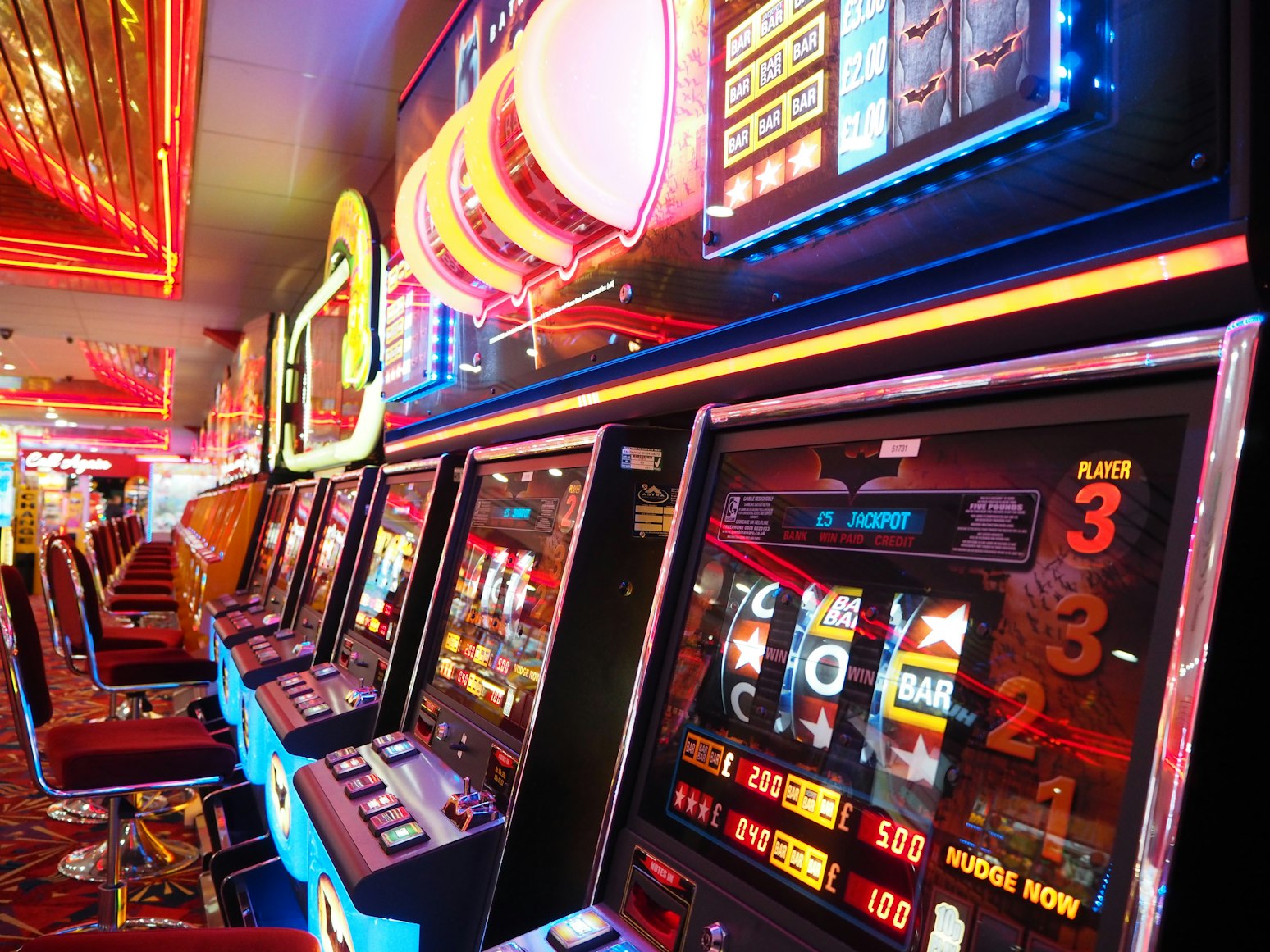 9 Best Las Vegas Casinos for Playing Slot Machines