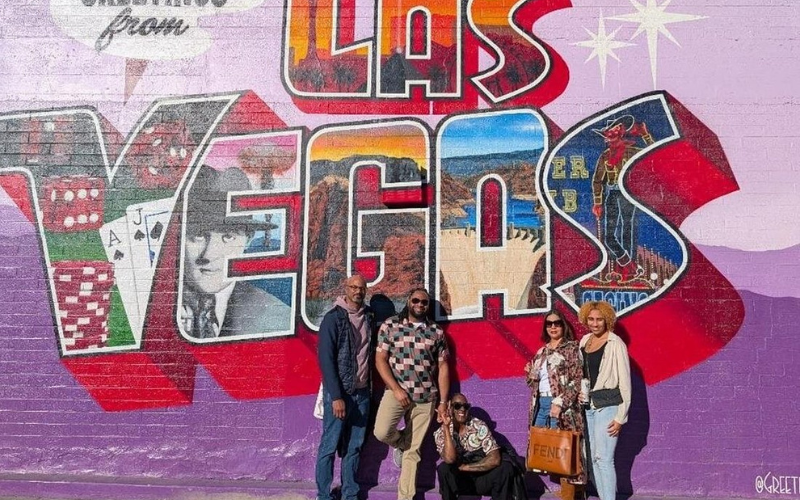 Las Vegas Strip & Fremont Limo Tour with VIP Meal Experience