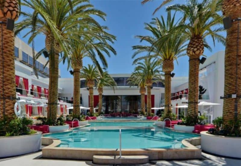 Soleia pool Vanderpump hotel