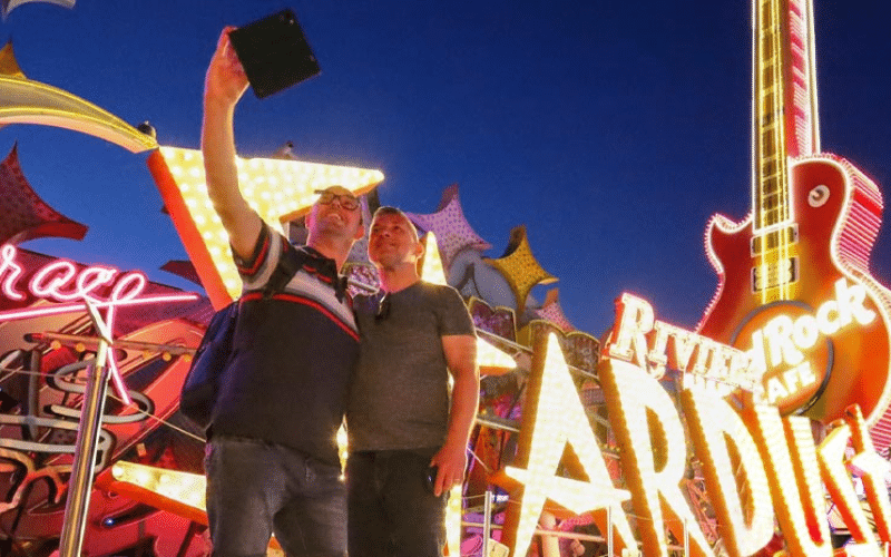 Big Bus Neon Museum Night Tour