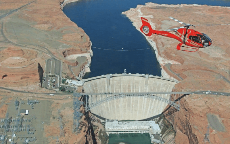 Hoover Dam & Las Vegas Strip Flight by Helicopter